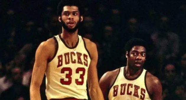 借助角球机 借助角球机